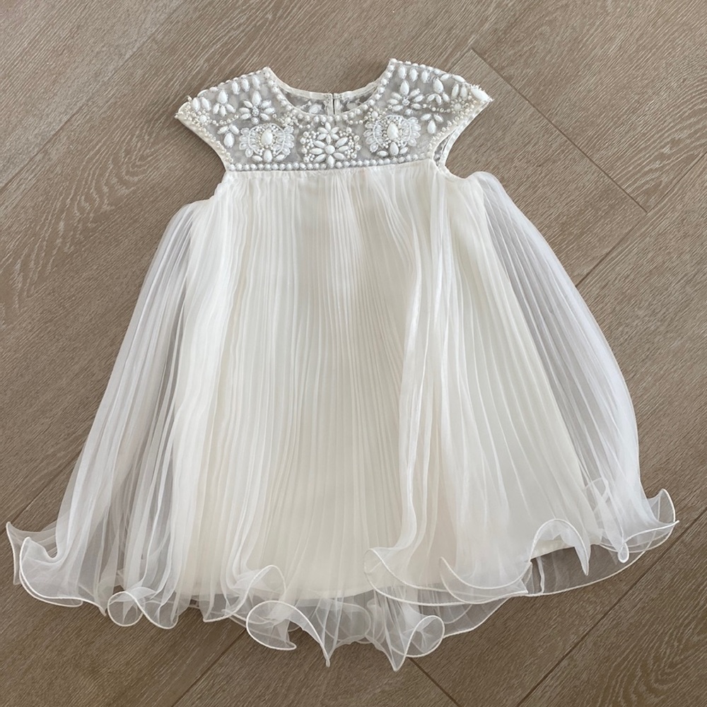 Marchesa girls dress size XS! White / off white beaded detail!
